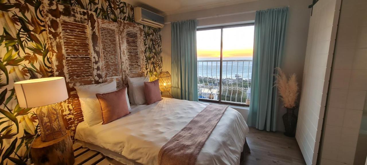 African Vibes Camps Bay เคปทาวน์ ภายนอก รูปภาพ