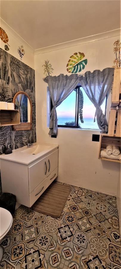 African Vibes Camps Bay เคปทาวน์ ภายนอก รูปภาพ