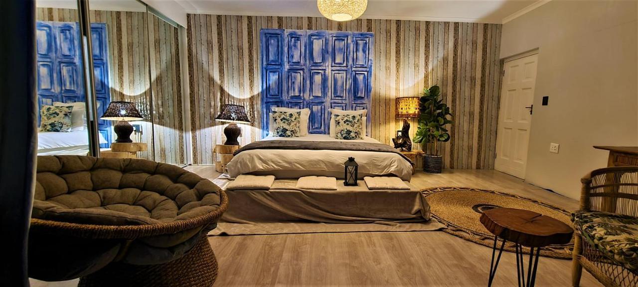 African Vibes Camps Bay เคปทาวน์ ภายนอก รูปภาพ