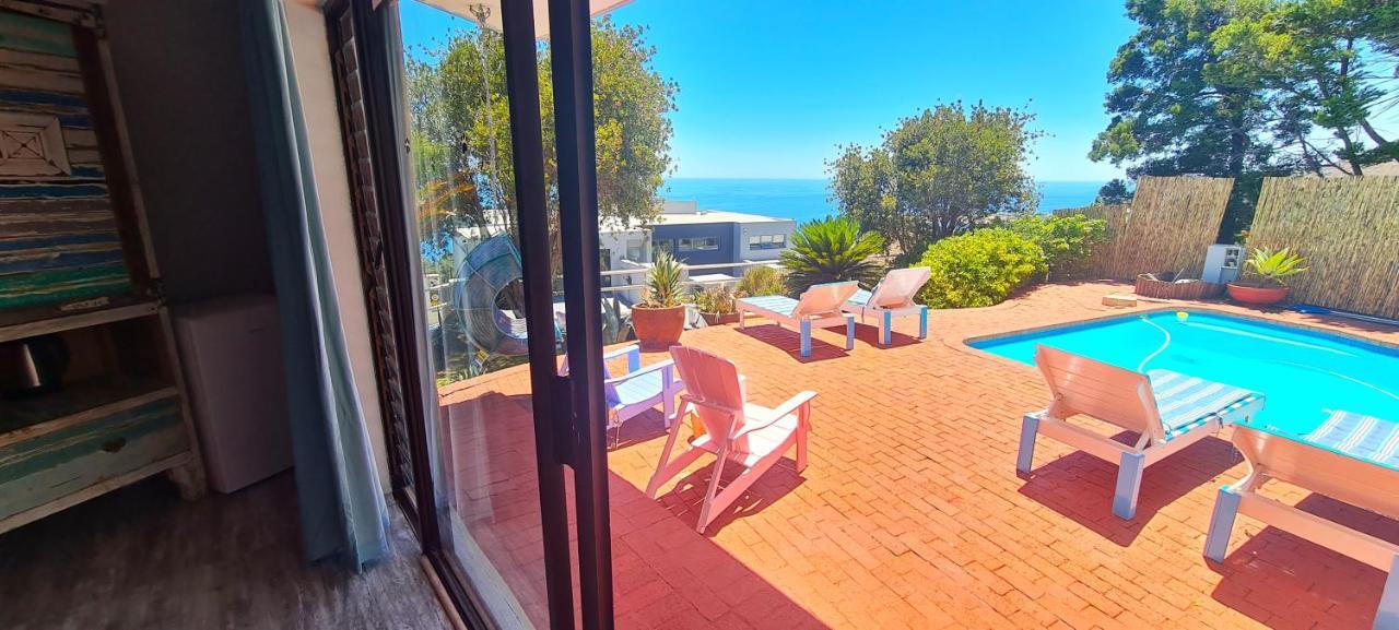 African Vibes Camps Bay เคปทาวน์ ภายนอก รูปภาพ